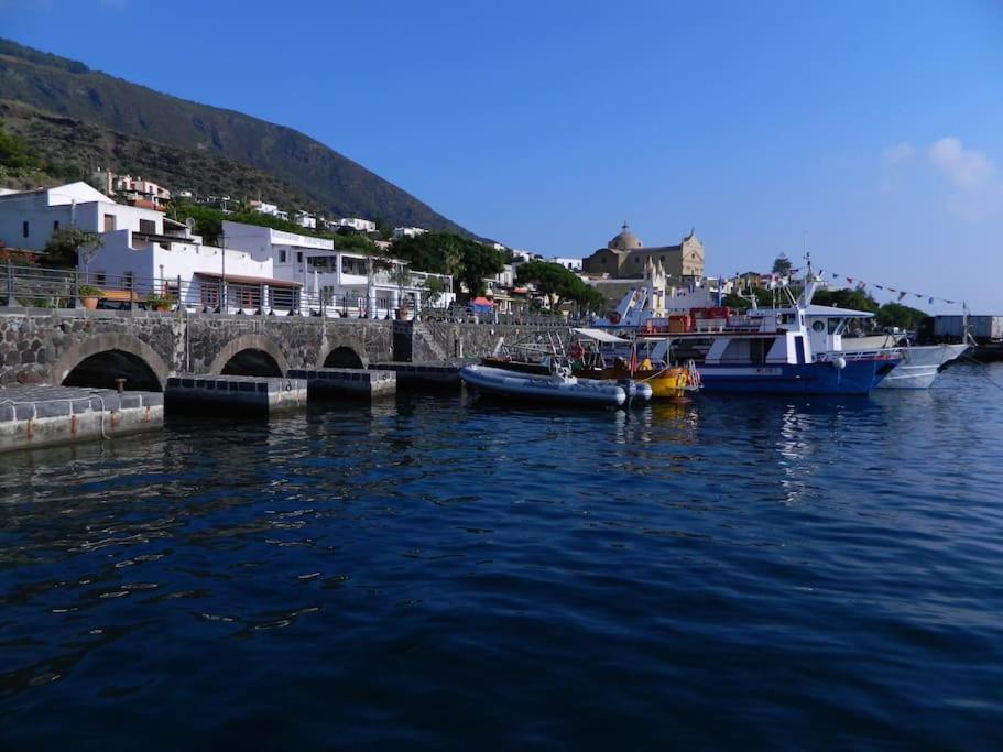 Casa Dei Sogni, Island Of Salina Vila Santa Marina Salina Exterior foto