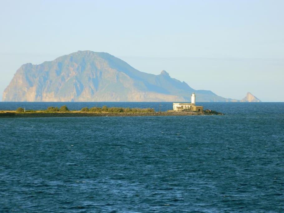 Casa Dei Sogni, Island Of Salina Vila Santa Marina Salina Exterior foto